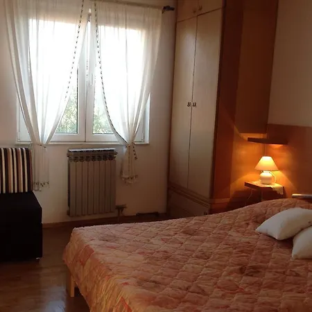 1969 Apartamento Ližnjan